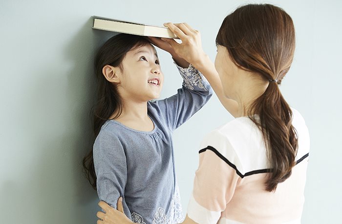 집에서 성장판 자극하기, 키 성장 도와주는 혈자리 알아봐요!