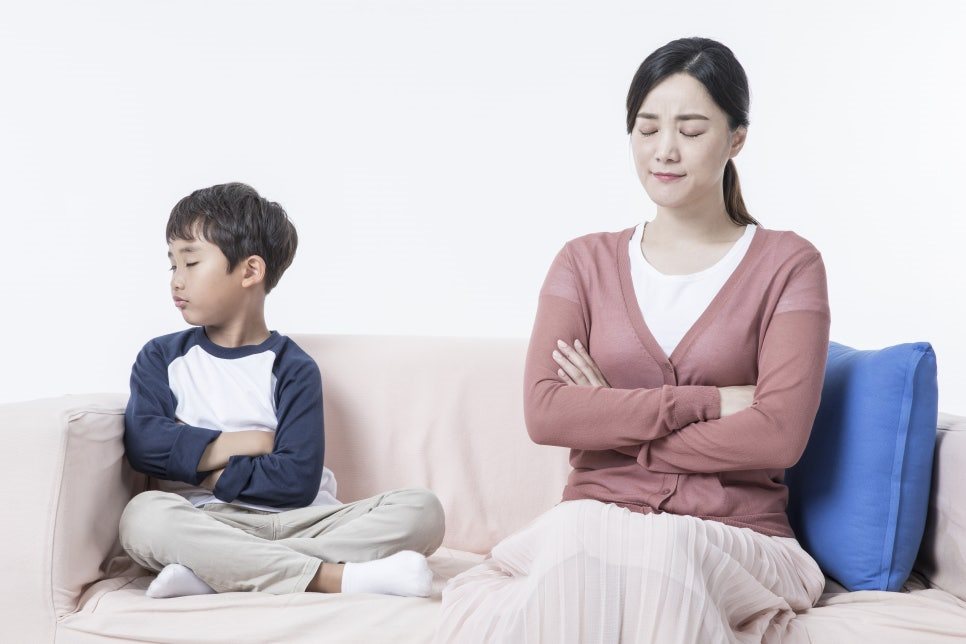 “깨물어 더 아픈 손가락, 인정해도 됩니다. 다만…”