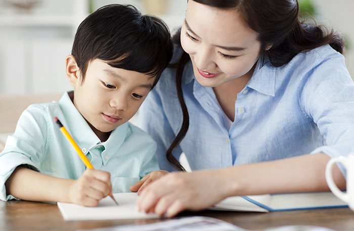 몇 살때부터 글을 가르쳐야 할까요?
