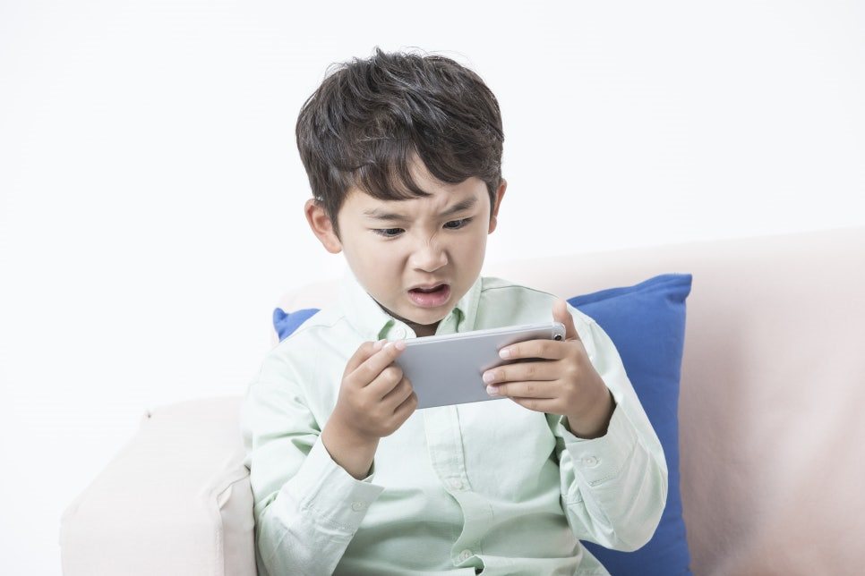 유튜브에 집착하는 아이, 걱정입니다