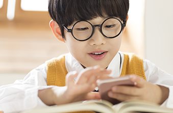 달콤한 스마트폰의 유혹, 득일까 실일까?