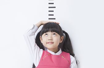 사춘기가 빨리오면 키가 안큰다?