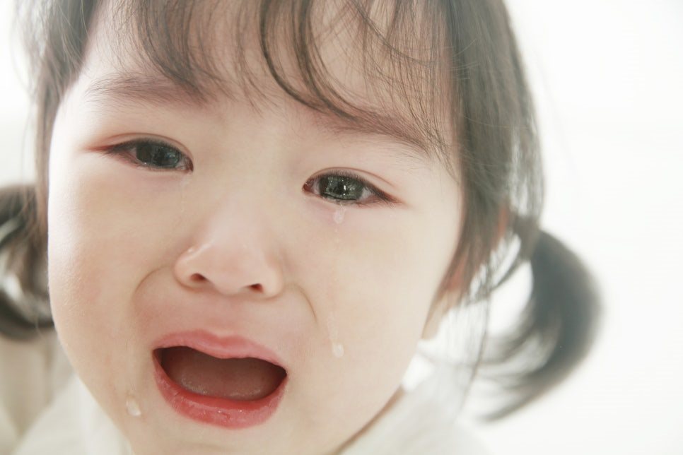 우리 아이는 사소한 일에도 걸핏하면 울어요