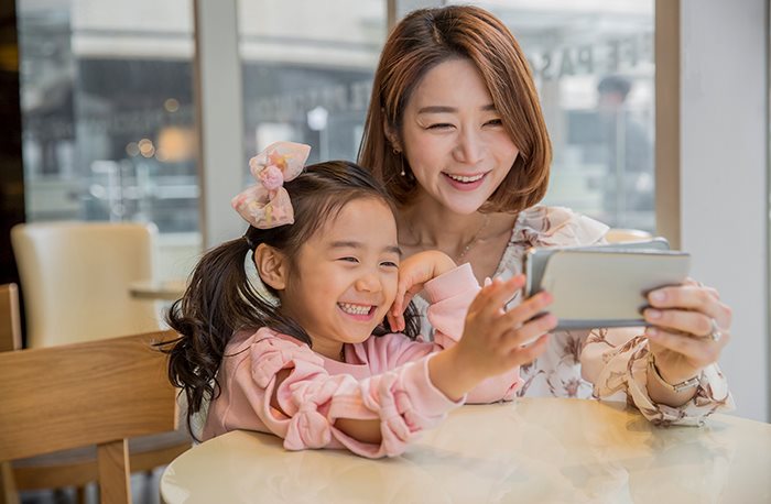 유튜브도 '제대로' 보면 아이 언어감각 키울 수 있어요